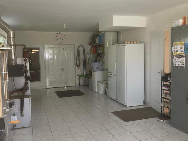 Maison en vente à Poligny, Bourgogne Franche Comté, 280000€