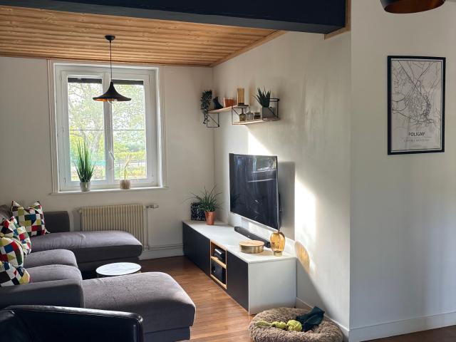 Maison en vente à Poligny, Bourgogne Franche Comté, 395000€