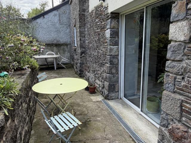 Maison en vente à Pleugueneuc, Bretagne, 233850€