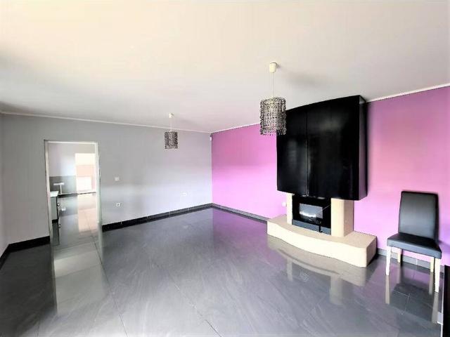 Maison en Vente à Russange