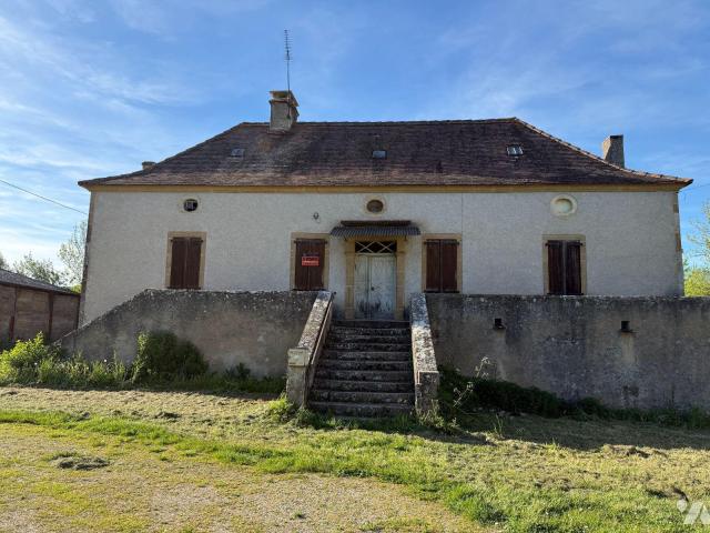 Maison à louer à Saillac, Occitanie, 262600€