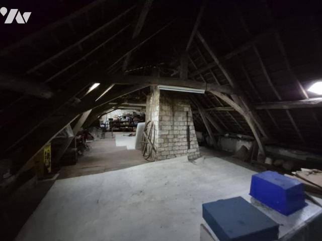 Maison en vente à Saint Amand, Hauts de France, 84100€