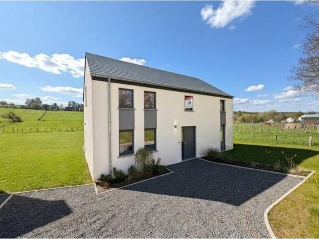 Maison en Vente à Saint Hubert
