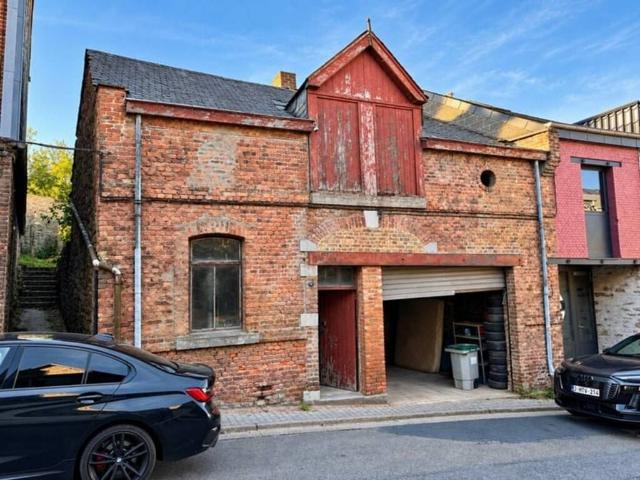 Maison en Vente à Saint Hubert