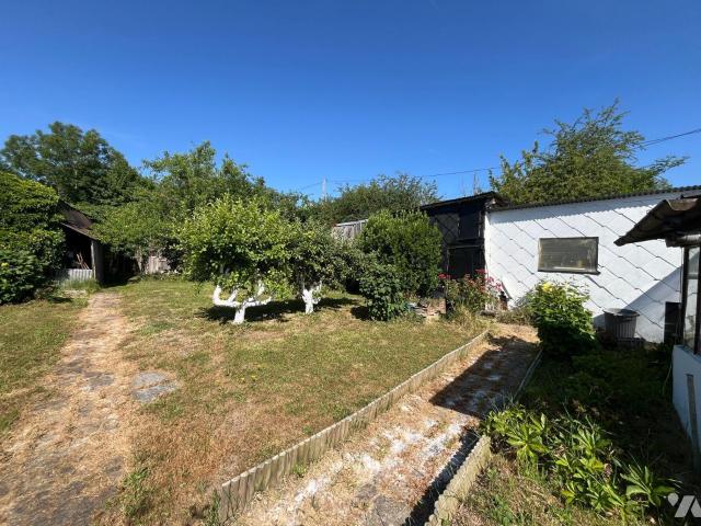 Maison en vente à Saint Jean du Thenney, Normandie, 79500€