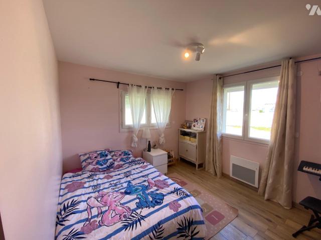 Maison à louer à Saint Jean de Muzols, Auvergne Rhône Alpes, 445000€