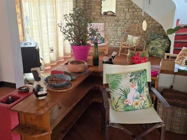 Maison à louer à Saint Martin de Londres, Occitanie, 445000€