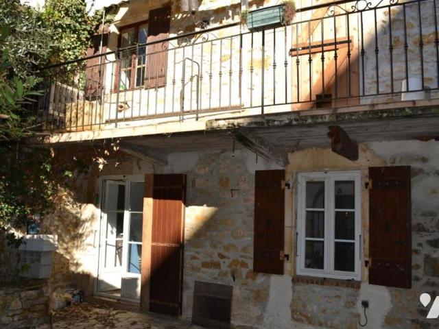 Maison à louer à Salavas, Auvergne Rhône Alpes, 199000€