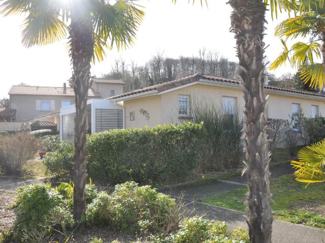 Maison à louer à Salies du Salat, Occitanie, 9900€