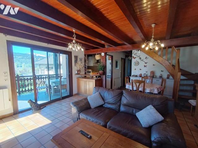Maison à louer à Seyne, Provence Alpes Côte d'Azur, 13500€