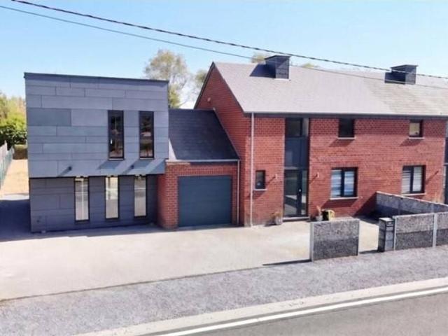 Maison en Vente à Somme Leuze
