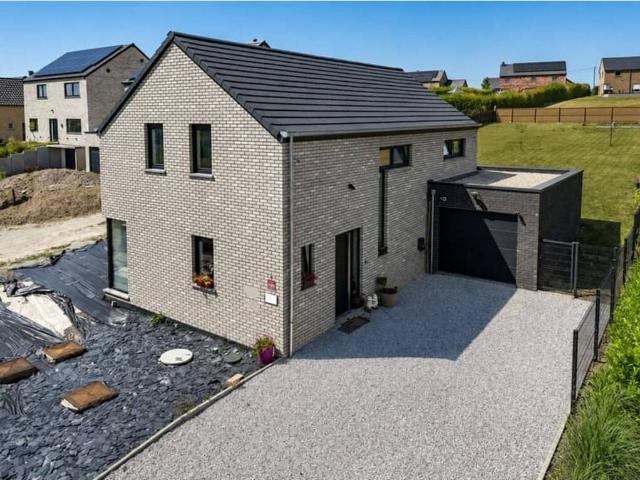 Maison en Vente à Somme Leuze