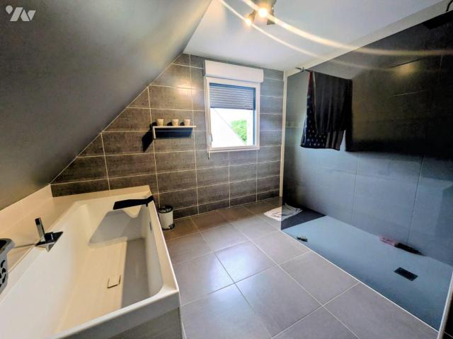 Maison en vente à Steene, Hauts de France, 462000€