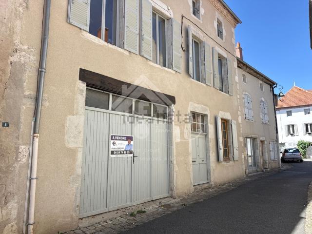 Maison, Ébreuil