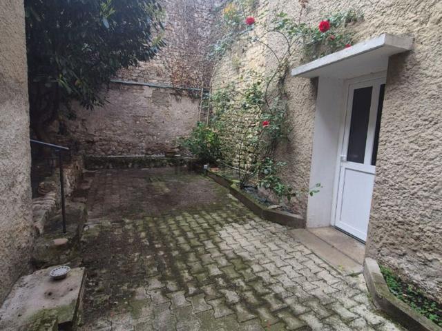 Maison, Ébreuil