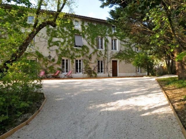 Maison, Écully