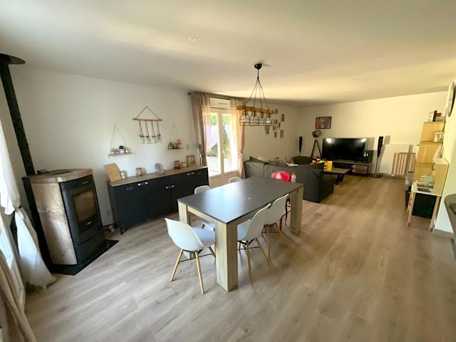 Maison Echenoz La Meline 5 pièces 120 m2 habitables 3 chambres garage terrain