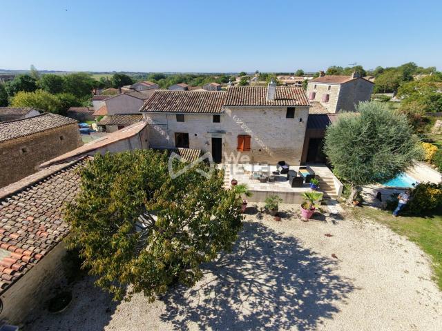 Maison, Échiré