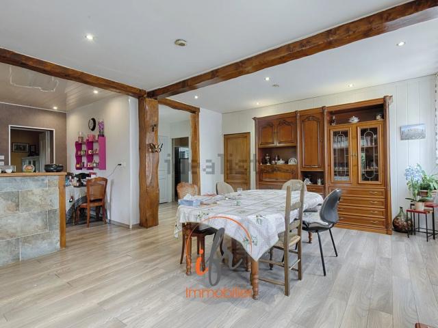 Maison, Eclose Badinières