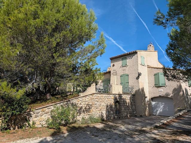 Maison, Éguilles