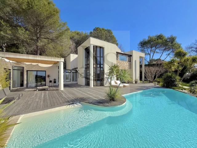 Maison, Éguilles