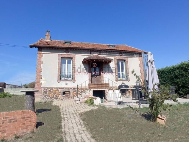 Maison, Égleny