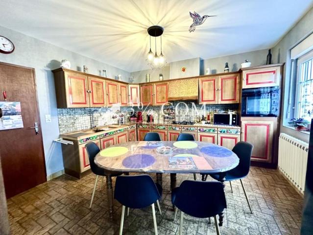Maison, Einville au Jard
