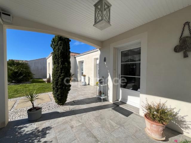 Maison élégante et fonctionnelle 5 pièces proche centre bourg et des plages