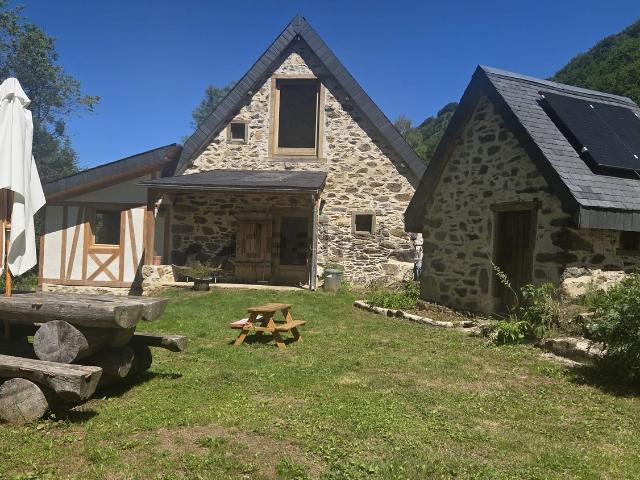 Maison, Ercé