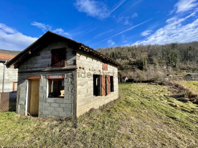 Maison, Ercé
