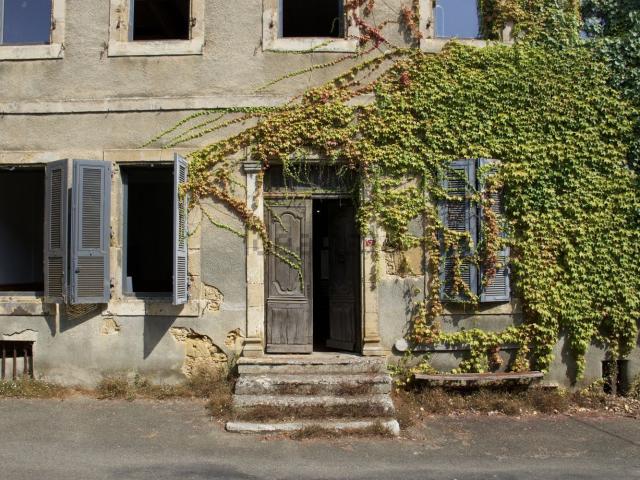Maison, Estang