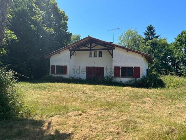 Maison, Estang