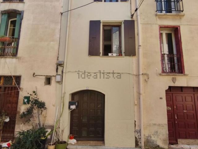 Maison, Estagel