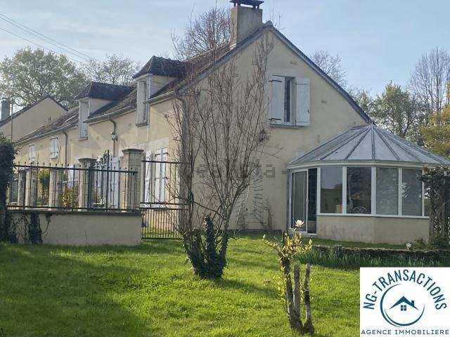 Maison, Escamps
