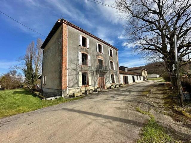 Maison, Escanecrabe