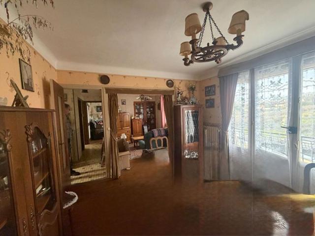 Maison Esches