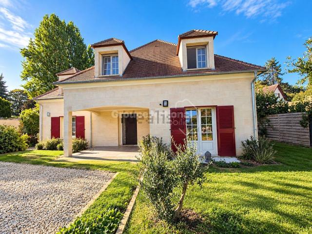 Maison, Esches
