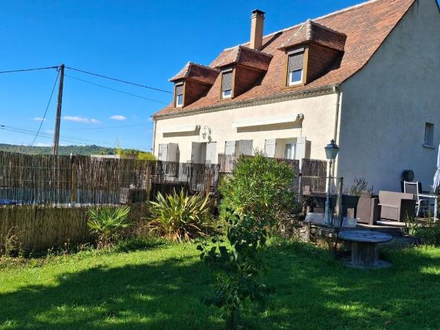 Maison, Escoire