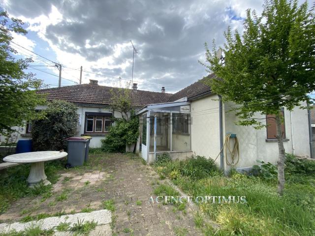 Maison, Esmans