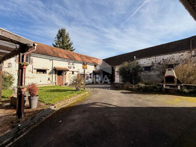 Maison, Esmans