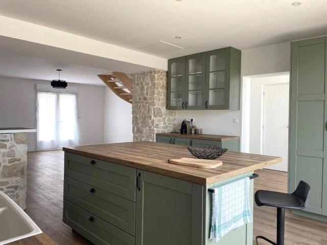 Maison Esnandes 4 pièce s 124.12 m2
