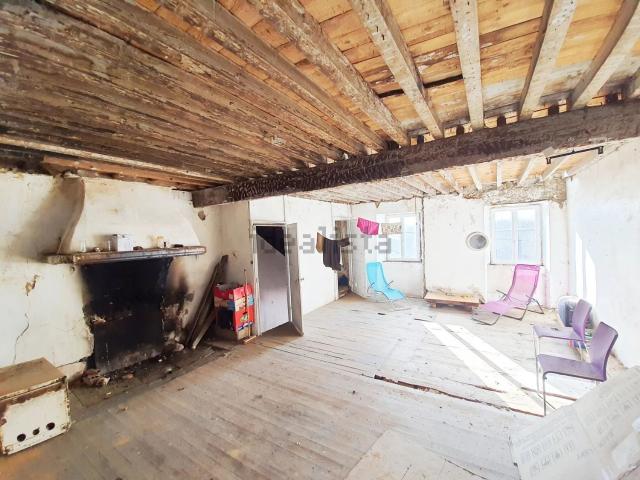 Maison, Espezel