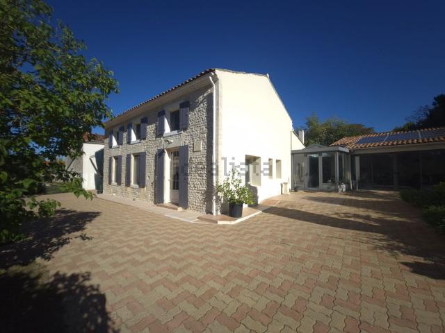Maison, Essouvert