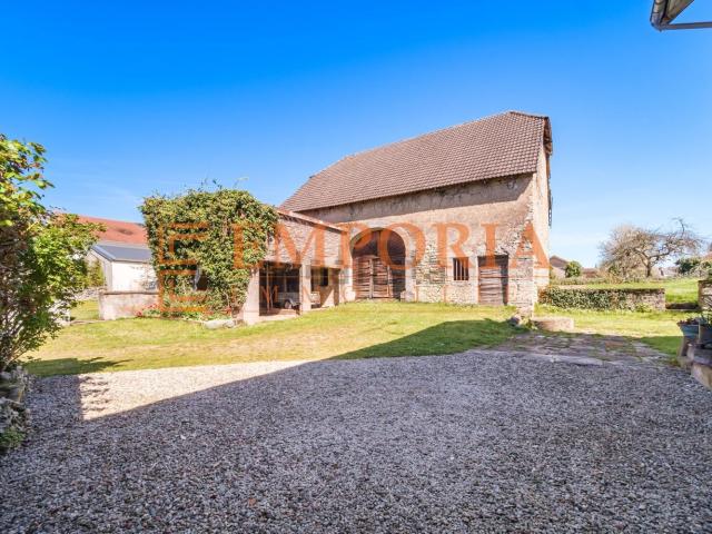 Maison, Étupes