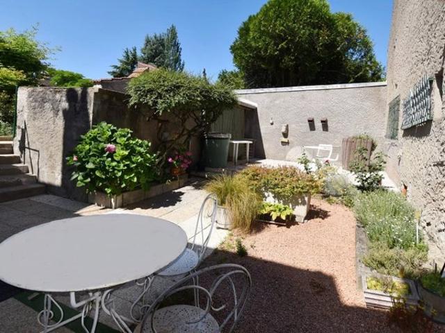 Maison et grange à vendre au Vernet, hauteurs de Vichy, en VIAGER OCCUPÉ