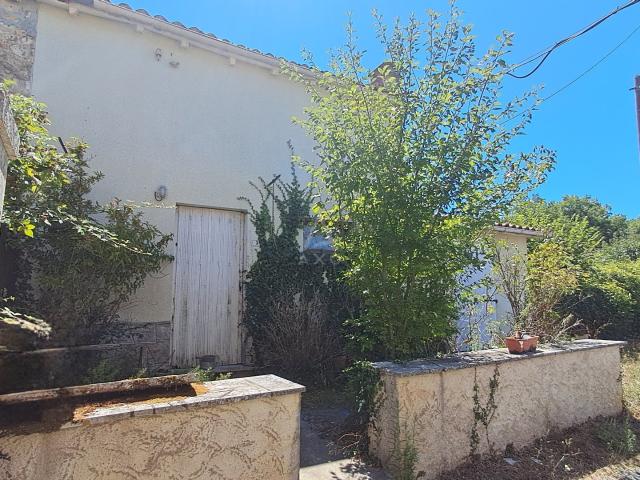 Maison et Grange 100m² Chazelles