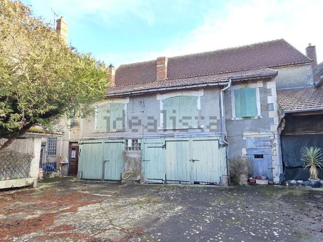 Maison, Étais la Sauvin