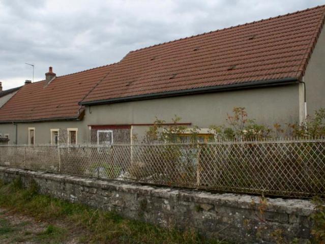 Maison étang de Baye