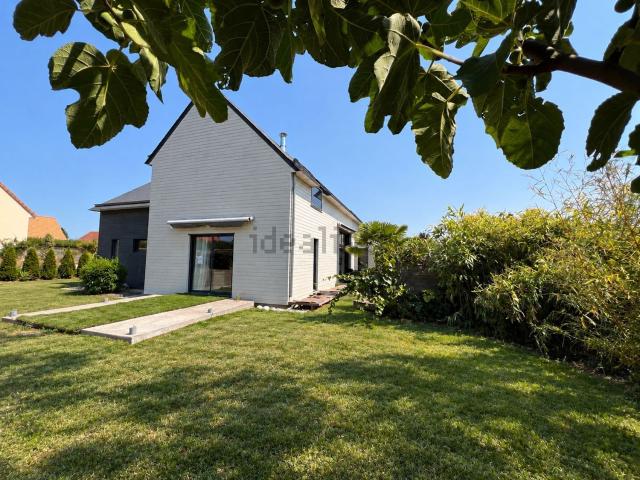 Maison, Éterville