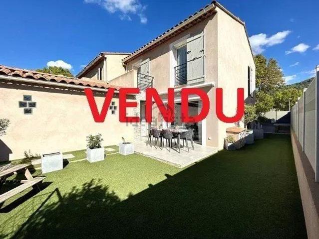 Maison, Évenos